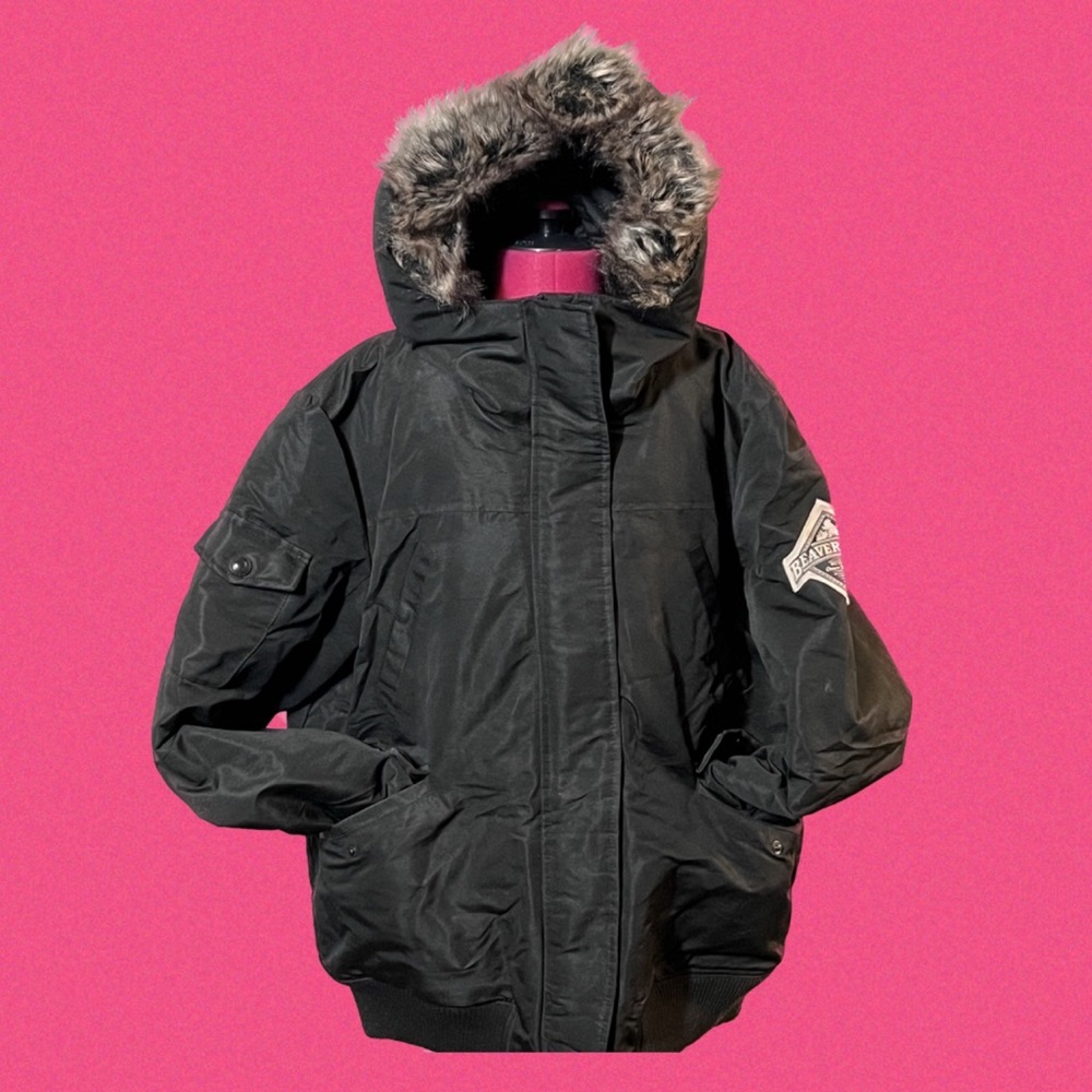 Women’s Beaver Canoe Winter Jacket, lightly used.